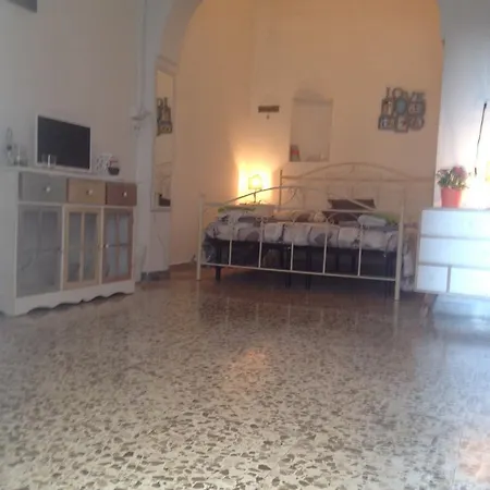 아파트 White Hause 오스투니